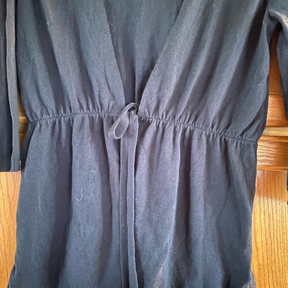 Cute Jacket/Sweater with front tie - Picture 4 of 5